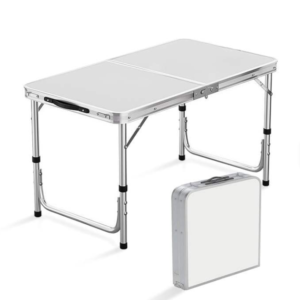 Mesa dobrável para acampamento